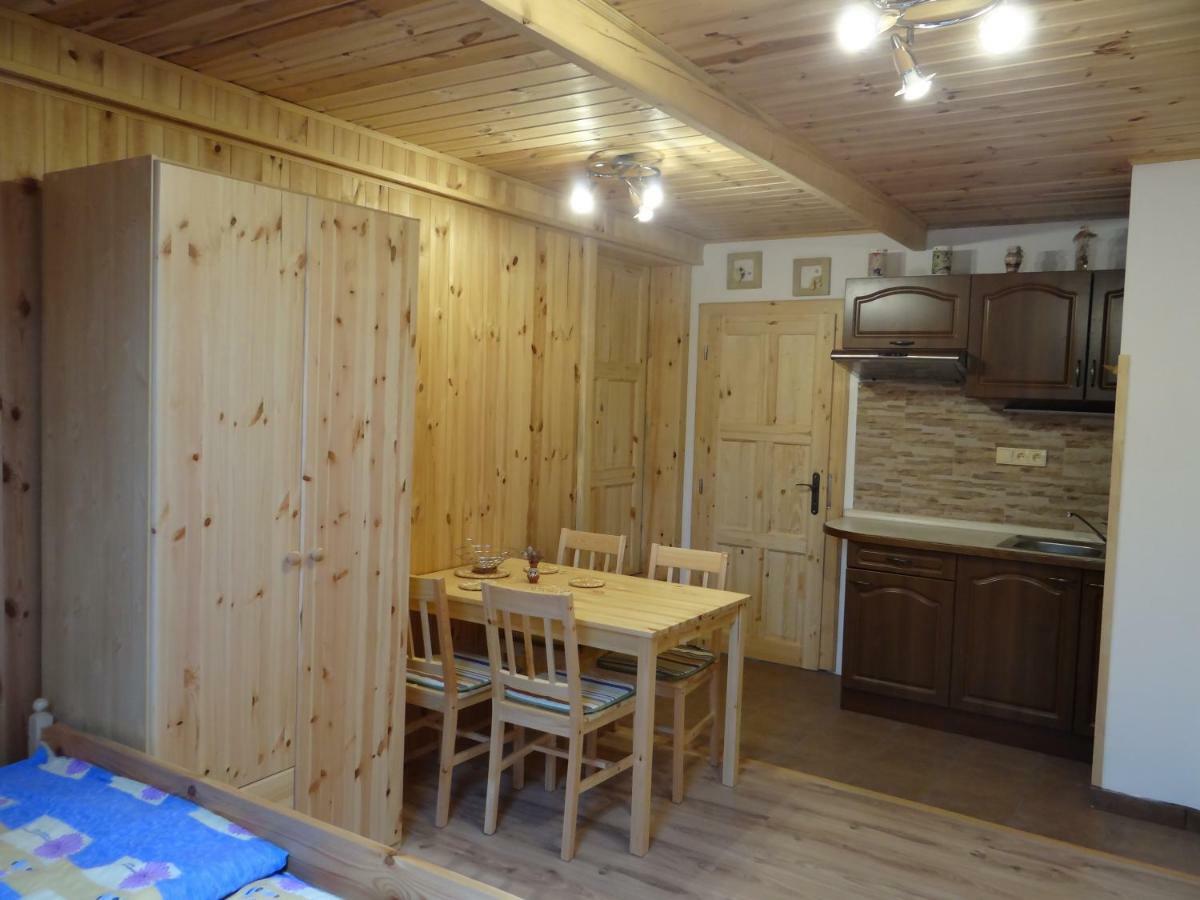 Prazdninovy Dum Nove Hrabeci Villa Sluknov ภายนอก รูปภาพ